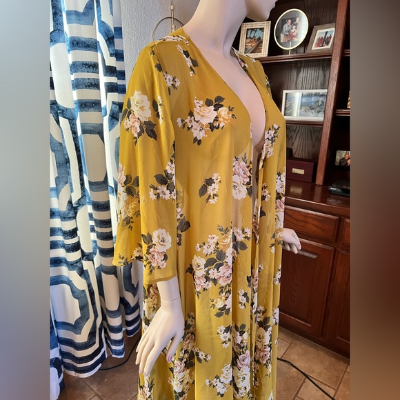 Torrid Floral Chiffon High-Low Kimono Wrap Shawl Size 1-2X - Picture 5 of 9